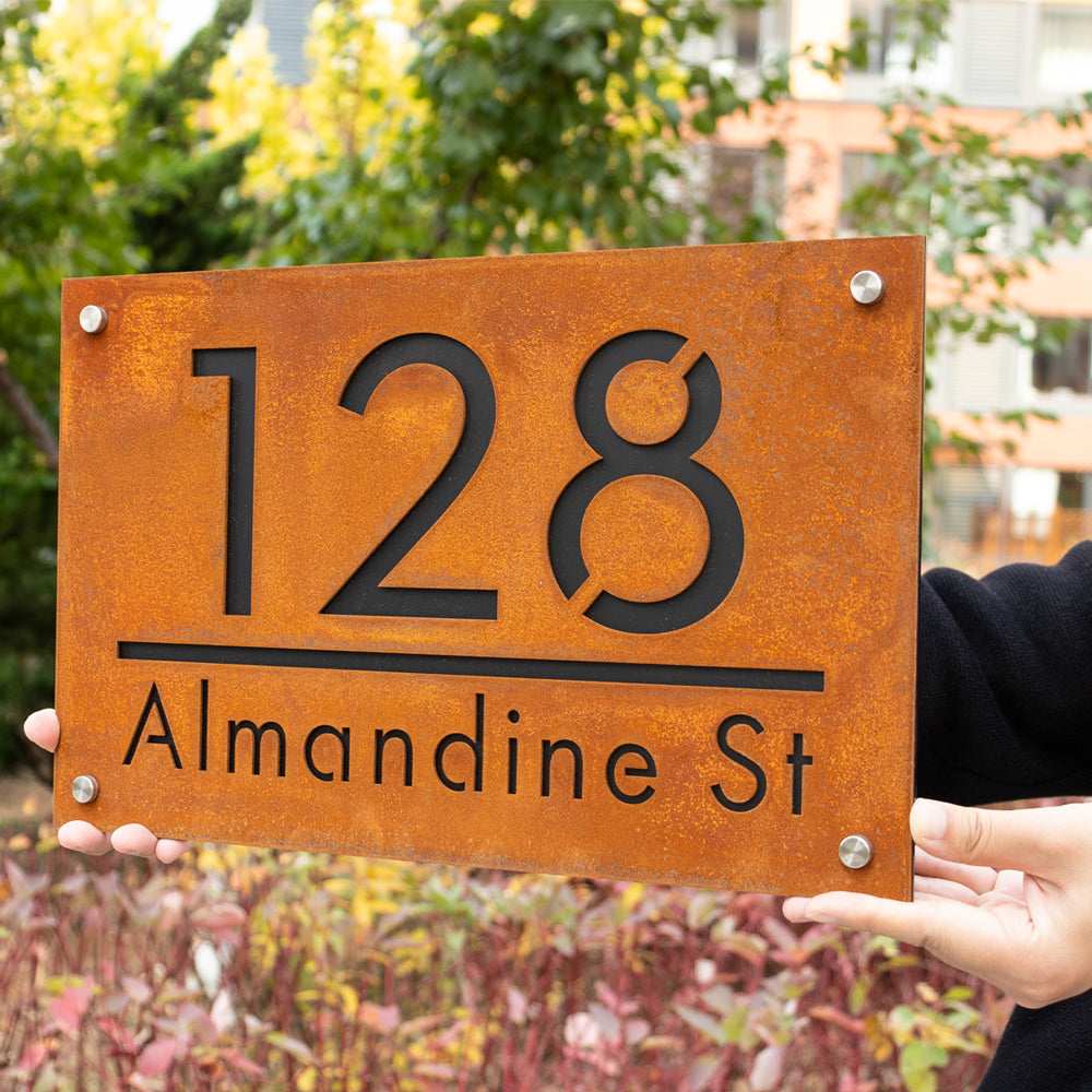 Custom Rusted Metal Address Sign – Rustic House Number Plaque for Outdoor Use